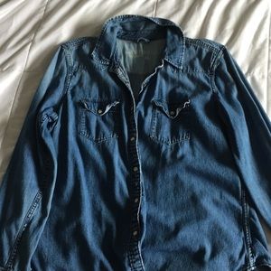 Awesome GAP denim shirt!